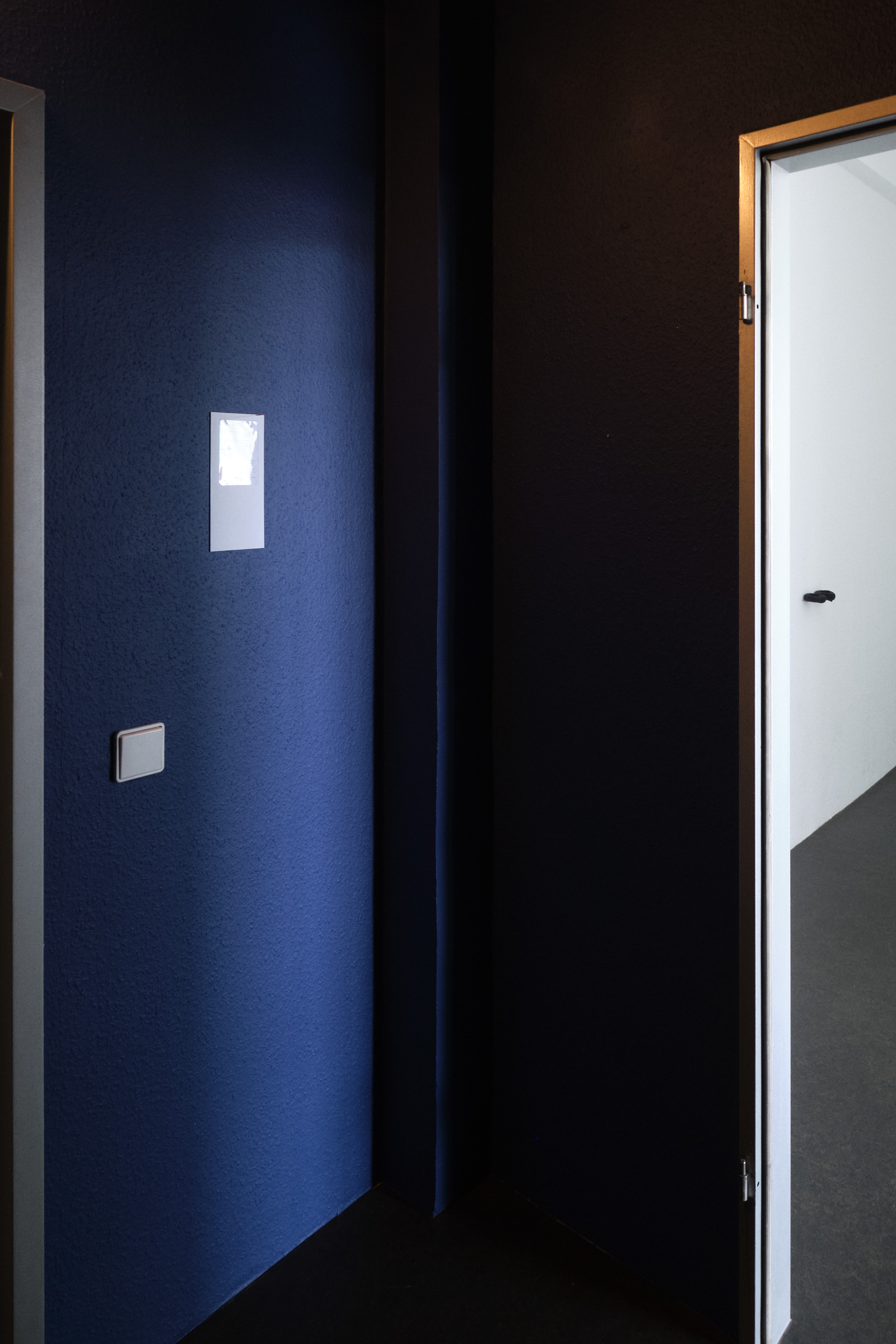 Work and Travel - Install Shot Studio Speziale, 2025